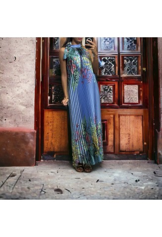 Longue robe plissé bleu avec sublime motif fleuris - 3